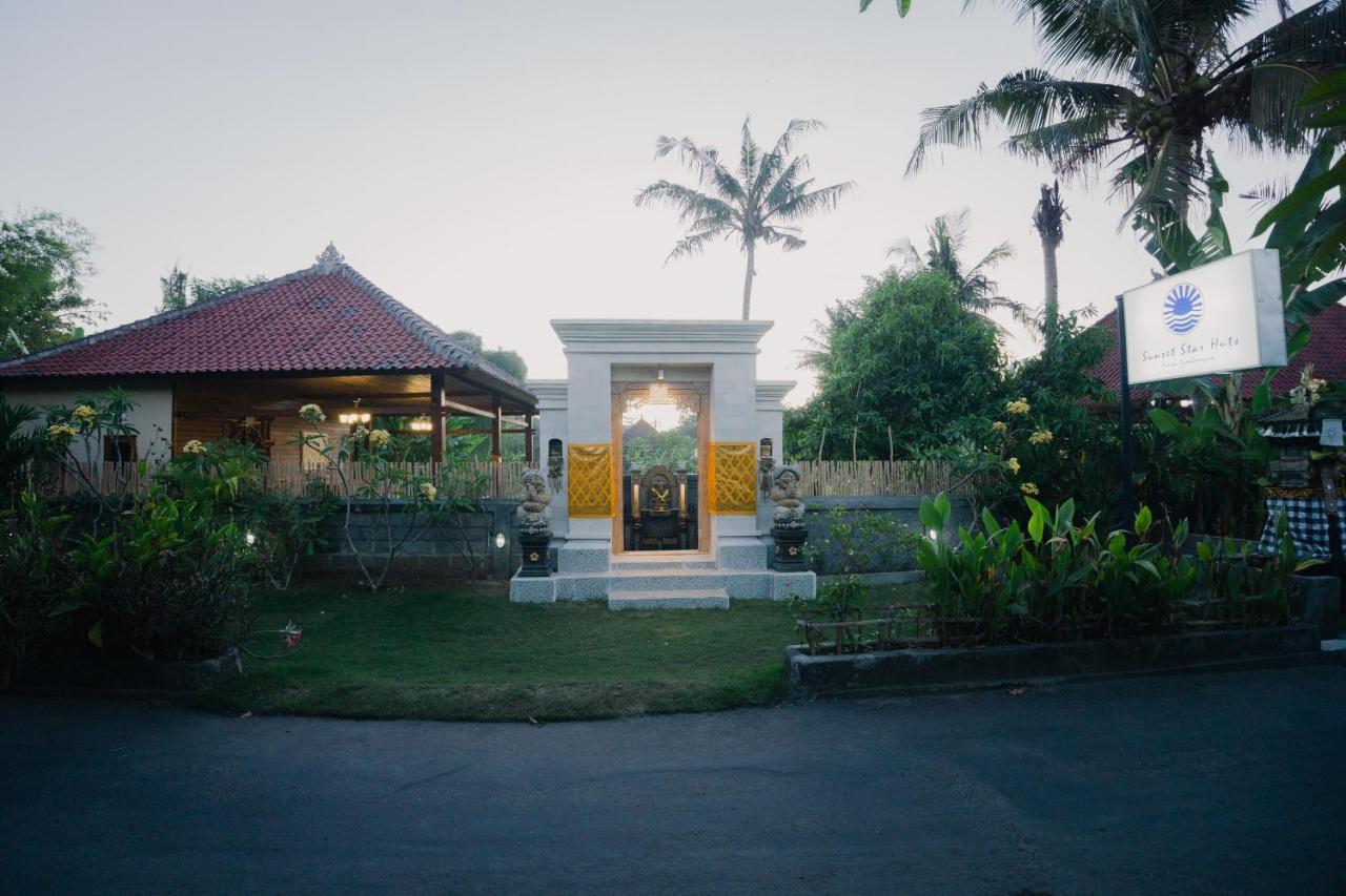 Sunset Star Huts Hotel Lembongan Exterior foto